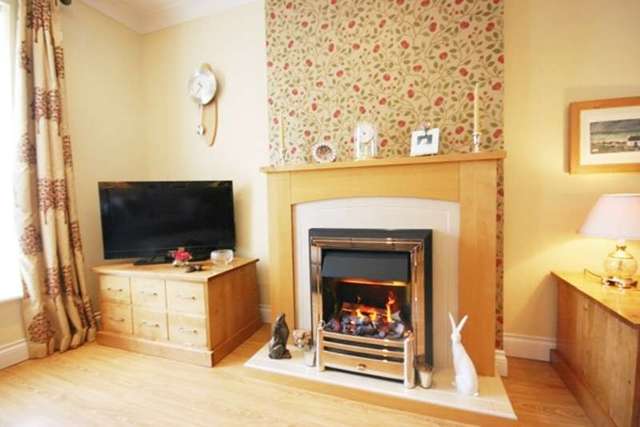  Image of 3 Bedroom Town House for sale at Abbeylea Drive  Westhoughton, BL5 3ZD