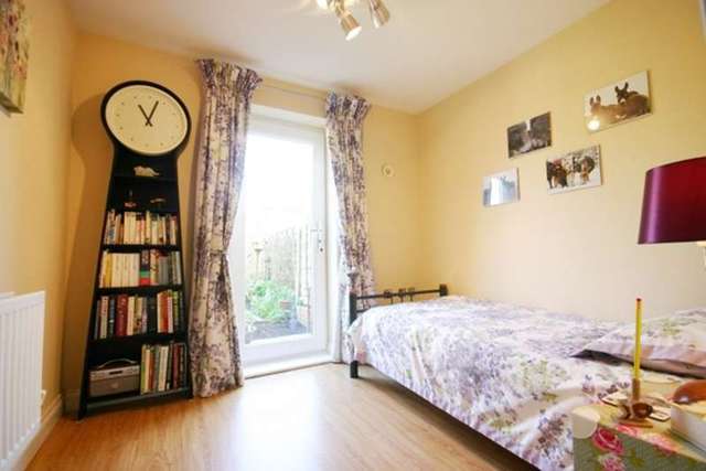  Image of 3 Bedroom Town House for sale at Abbeylea Drive  Westhoughton, BL5 3ZD