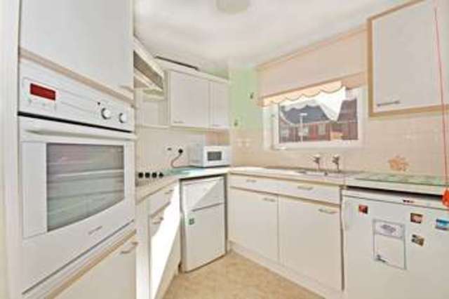  Image of 2 Bedroom Retirement Property for sale at 100-106 Holland Road  Hove, BN3 1LU