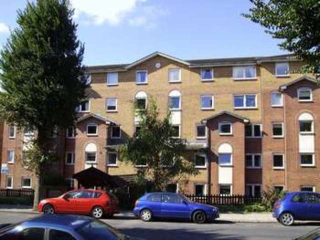  Image of 2 Bedroom Retirement Property for sale at 100-106 Holland Road  Hove, BN3 1LU