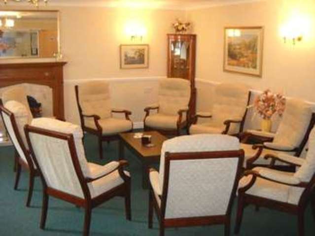  Image of 2 Bedroom Retirement Property for sale at 100-106 Holland Road  Hove, BN3 1LU