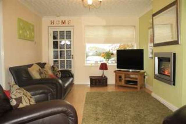 Image of 3 Bedroom Semi-Detached for sale at Bromsgrove Worcestershire Bromsgrove, B61 0LY