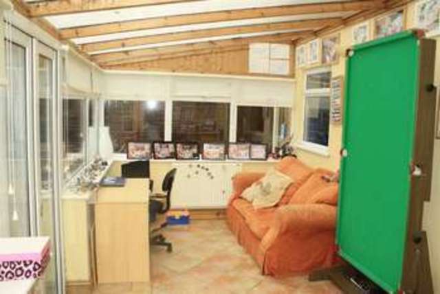  Image of 3 Bedroom Semi-Detached for sale at Bromsgrove Worcestershire Bromsgrove, B61 0LY