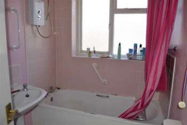  Image of 2 Bedroom Property for sale at Beech Drive Bridlington Bridlington, YO16 6TP