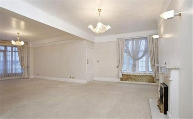  Image of 6 Bedroom Flat to rent at Glentworth Street  Marylebone, NW1 5NA
