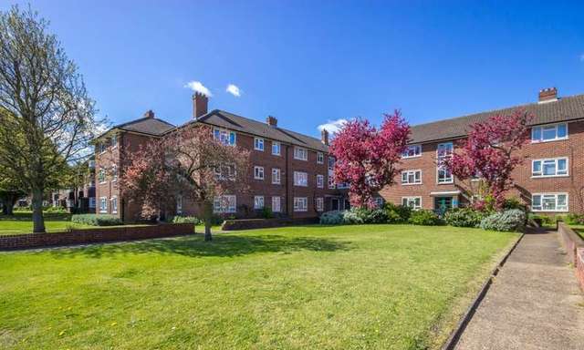  Image of 2 Bedroom Apartment for sale at Berney House Upper Elmers End Road Beckenham, BR3 3EE