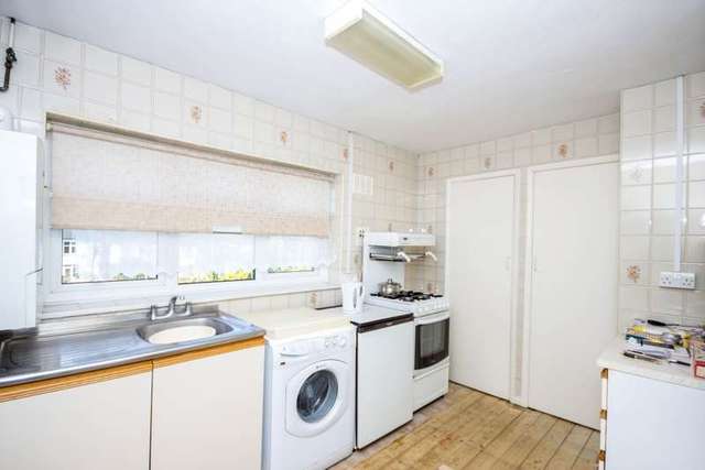  Image of 2 Bedroom Apartment for sale at Berney House Upper Elmers End Road Beckenham, BR3 3EE