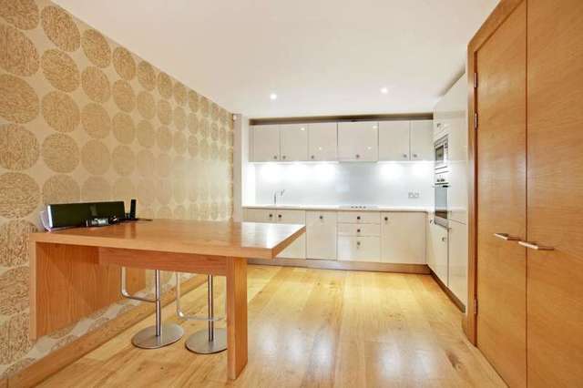  Image of 3 Bedroom Detached to rent at Botts Mews  London, W2 5AG
