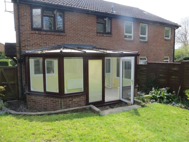  Image of 1 Bedroom Terraced to rent at Bridgestone Drive  Bourne End, SL8 5XG