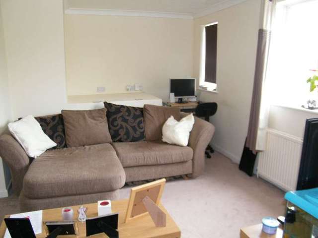  Image of 2 Bedroom Flat to rent at Bovington Wareham, BH20 6HY