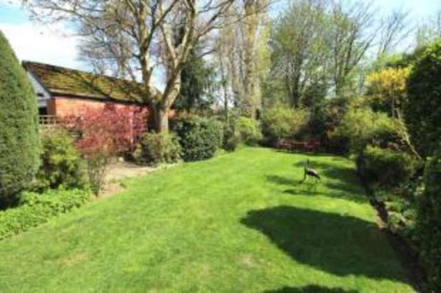  Image of 5 Bedroom Detached for sale at Stockport Greater Manchester Heaviley, SK3 8TP