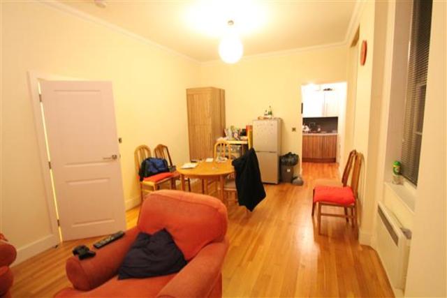  Image of 2 Bedroom Apartment for sale at Purley, CR8 4DB