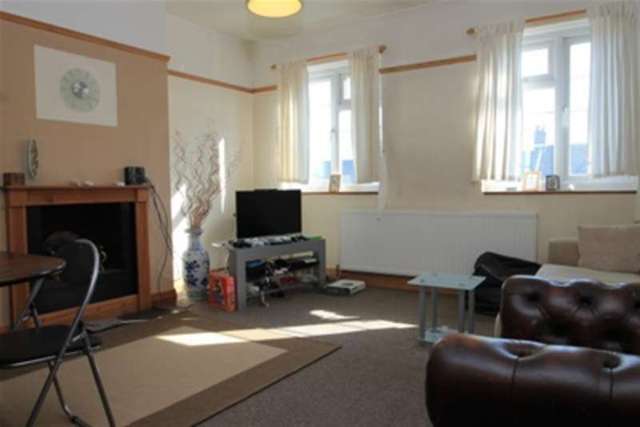  Image of 2 Bedroom Flat to rent at Bromley, BR1 4PA
