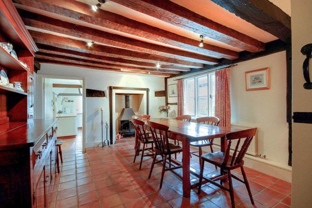  Image of 5 Bedroom Detached for sale at Aylesbury Road Wendover Wendover, HP22 6JQ