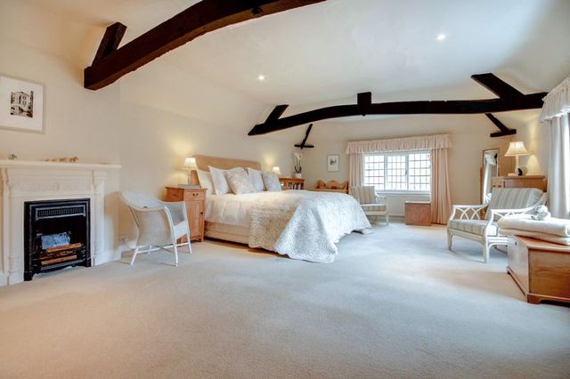  Image of 5 Bedroom Detached for sale at Aylesbury Road Wendover Wendover, HP22 6JQ