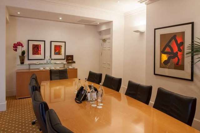  Image of Detached to rent at Green Park W1J London, W1J 5DU
