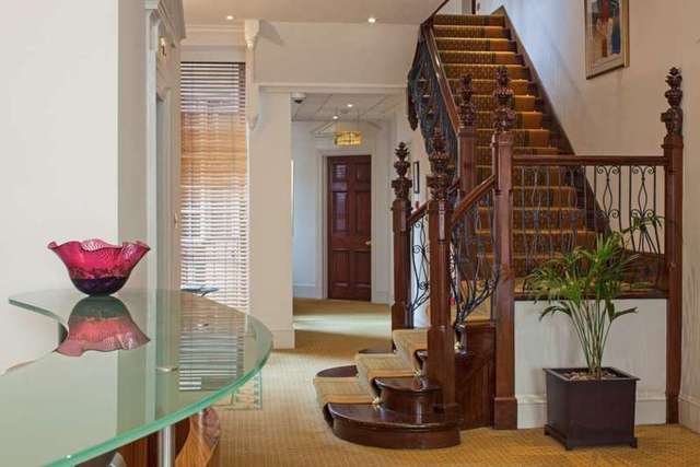  Image of Detached to rent at Green Park W1J London, W1J 5DU