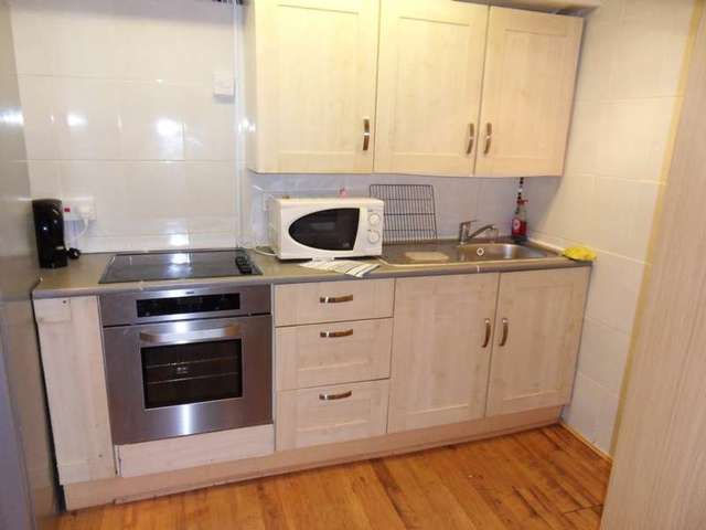  Image of Flat for sale at London, NW1 1LT