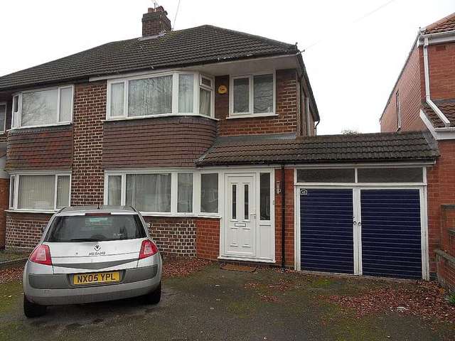  Image of 3 Bedroom Property to rent at COTTESBROOK ROAD  BIRMINGHAM, B27 6LE