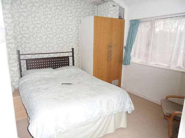  Image of 3 Bedroom Property to rent at COTTESBROOK ROAD  BIRMINGHAM, B27 6LE