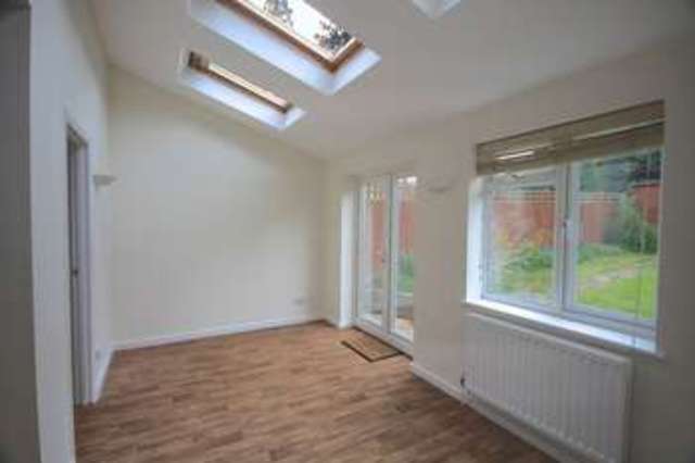 Image of 4 Bedroom Detached to rent at Crown Street  Redbourn, AL3 7PF