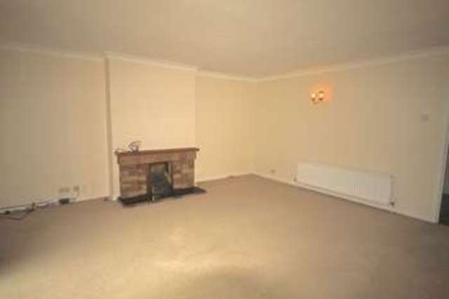  Image of 4 Bedroom Detached to rent at Crown Street  Redbourn, AL3 7PF