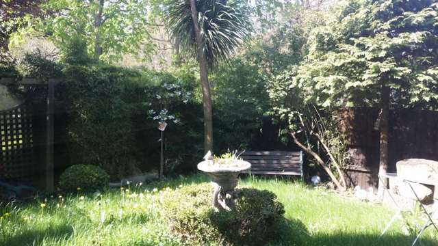 Image of 3 Bedroom Detached to rent at Fishers Close Streatham London, SW16 1JN