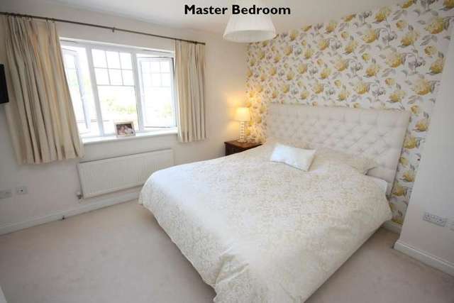  Image of 2 Bedroom Terraced for sale at Earley  Reading, RG6 7EF