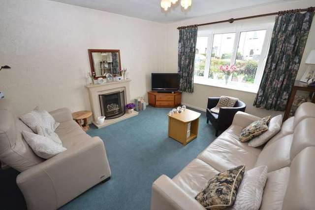  Image of 3 Bedroom Semi-Detached for sale at Crigglestone Wakefield West Yorkshire, WF4 3EB