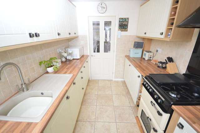  Image of 3 Bedroom Semi-Detached for sale at Crigglestone Wakefield West Yorkshire, WF4 3EB
