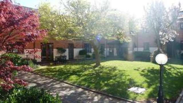  Image of 2 Bedroom Property to rent at Kinwarton Road  Alcester, B49 6PX