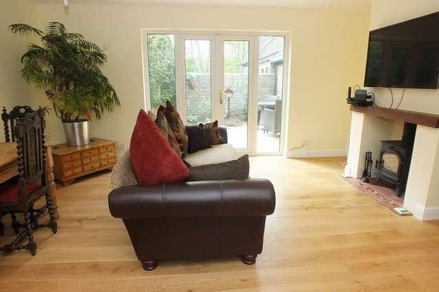  Image of 3 Bedroom Detached for sale at Lechlade Gloucestershire, GL7 3DG