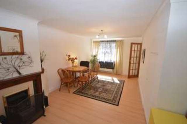  Image of 3 Bedroom Semi-Detached for sale at Peascroft Long Crendon Aylesbury, HP18 9AU