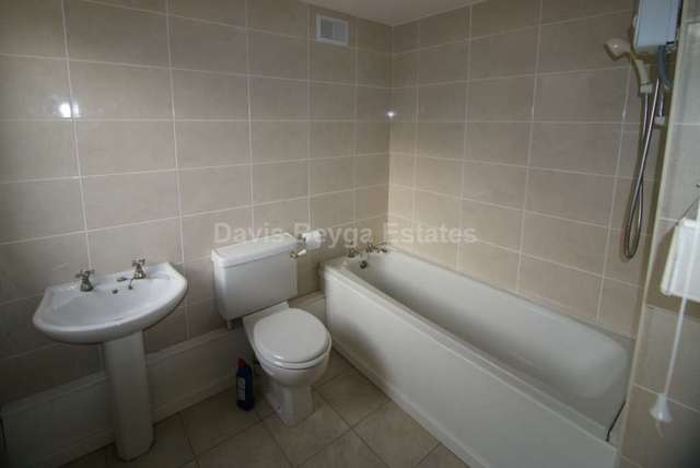  Image of 3 Bedroom Detached to rent at Maidford Road Knotty Ash Liverpool, L14 2DU
