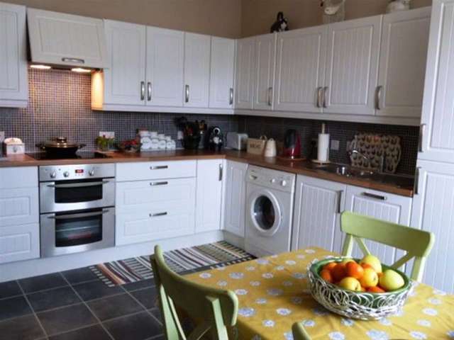  Image of Flat for sale at Dunoon, PA23 7PL