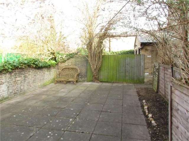  Image of 1 Bedroom Flat to rent at CAMBRIDGE  Cambridge, CB1 3AN
