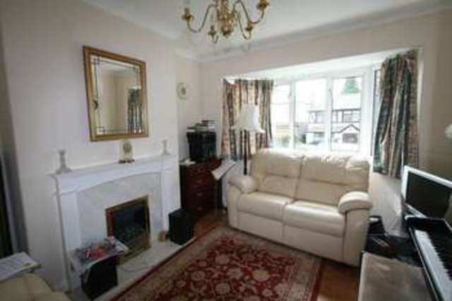  Image of 3 Bedroom Semi-Detached for sale at Mitre Place  Llandaff, CF5 2EQ