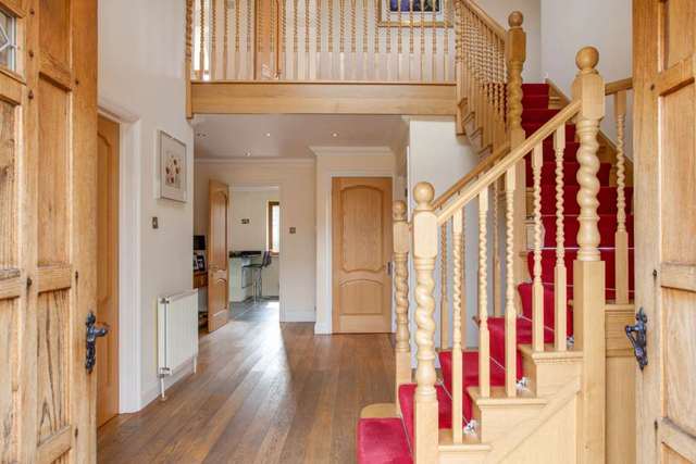 Image of 4 Bedroom Detached for sale at Newfield Road Sonning Common Reading, RG4 9TB
