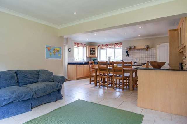 Image of 5 Bedroom Detached for sale at Checkendon, RG8 0QS