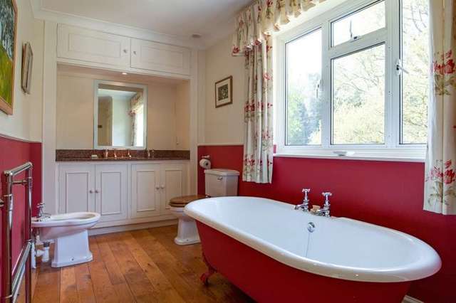  Image of 5 Bedroom Detached for sale at Checkendon, RG8 0QS