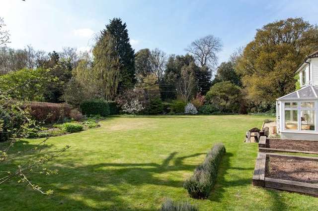  Image of 5 Bedroom Detached for sale at Checkendon, RG8 0QS
