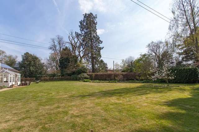 Image of 5 Bedroom Detached for sale at Checkendon, RG8 0QS