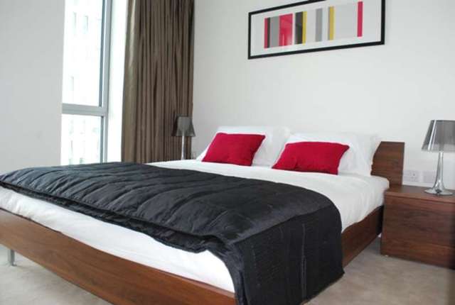 Pan Peninsula Square Blackwall 1 Bedroom Flat To Rent E14