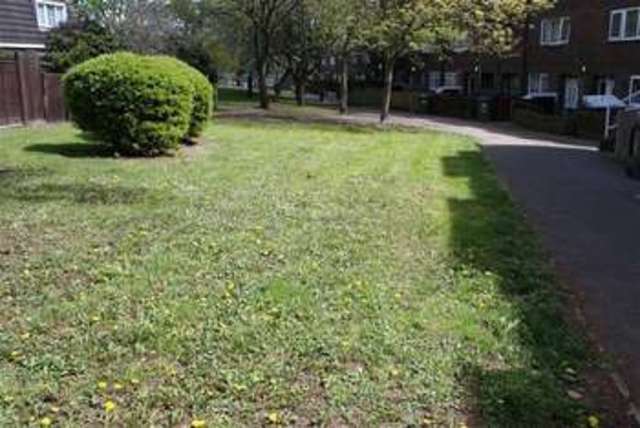  Image of 3 Bedroom Property for sale at Peters Path Sydenham Sydenham, SE26 6LD