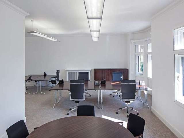  Image of Detached to rent at Knightsbridge SW1X London, SW1X 9SH
