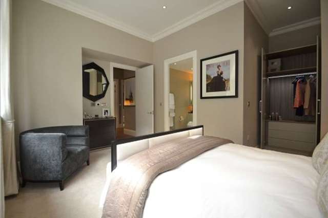  Image of 1 Bedroom Flat to rent at 75 Leman Street  Aldgate, E1 8EY