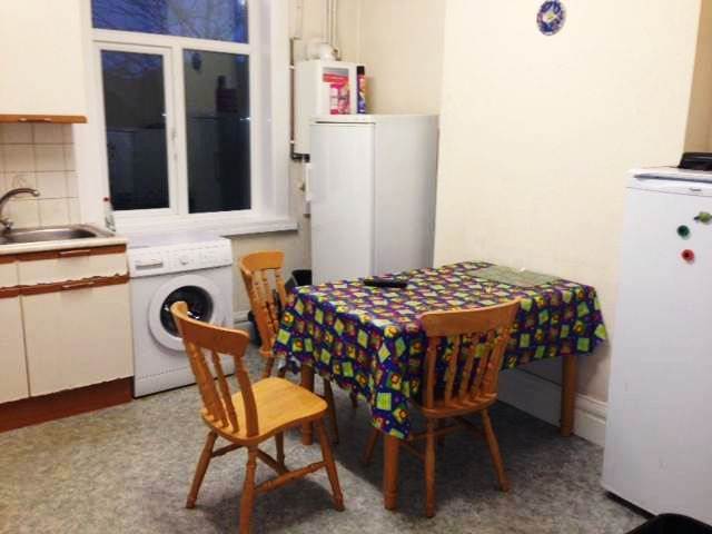  Image of 1 Bedroom House Share to rent at Newport  Newport, NP20 4ED