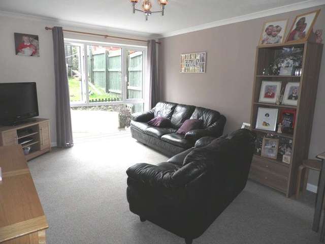  Image of 3 Bedroom Terraced for sale at Stucley Road  Bideford, EX39 3EL