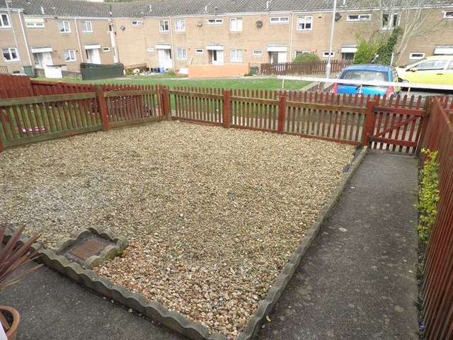  Image of 3 Bedroom Terraced for sale at Stucley Road  Bideford, EX39 3EL