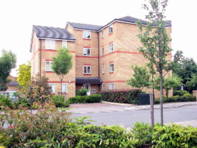  Image of 1 Bedroom Flat to rent at Docklands, E14 9XD